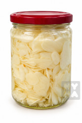 Toi ngâm dâm/ nakládaný česnek