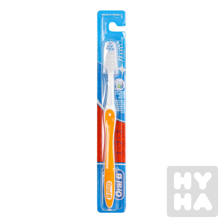 detail Oral B zubní kartač Medium