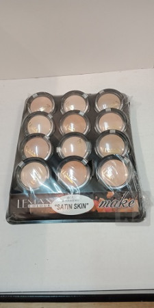 detail lemax satin tvarenka 12ks(D300) phan mat